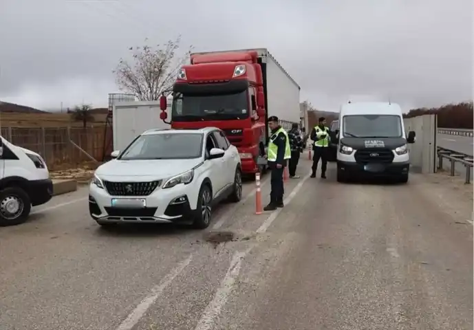 Bilecik'te Hapis Cezası Olan İki Kişi Yakalandı